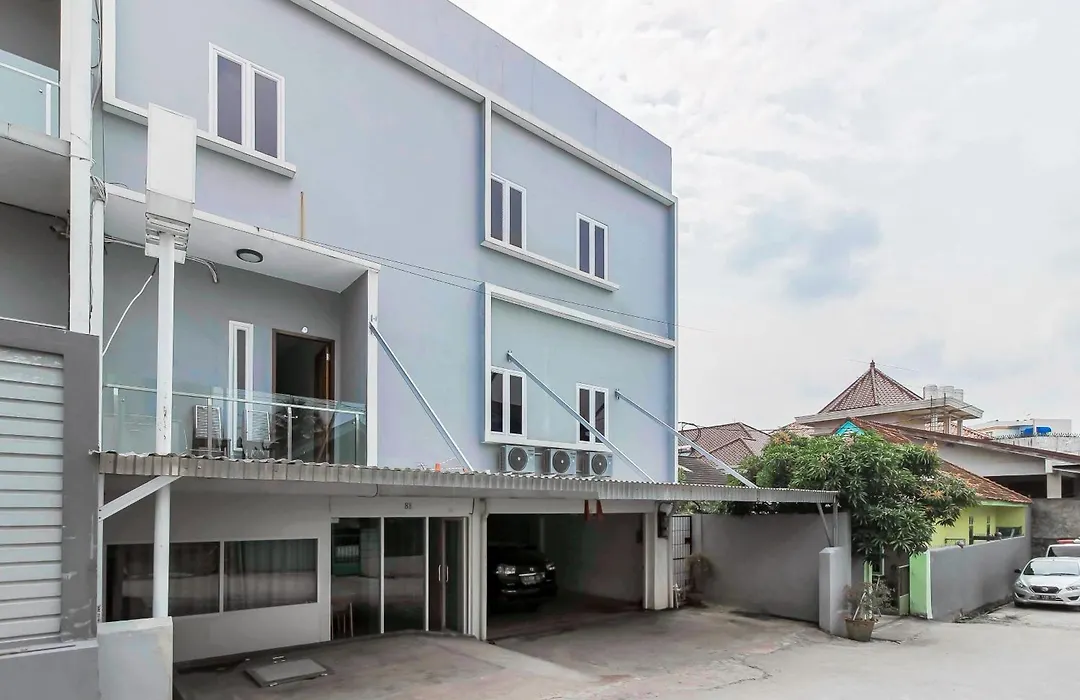 Reddoorz Near Siloam Hospital Palembang-1
